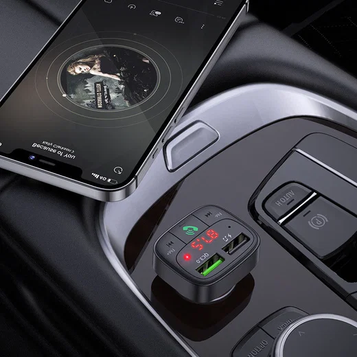 Hoco Bluetooth Muziek FM Transmitter en Autolader met Quick Charge 3.0 afbeelding 2