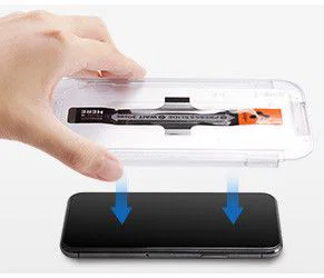 Spigen EZ Fit Glas.tR Apple iPhone 13 Mini Screen Protector (2-Pack) afbeelding 17