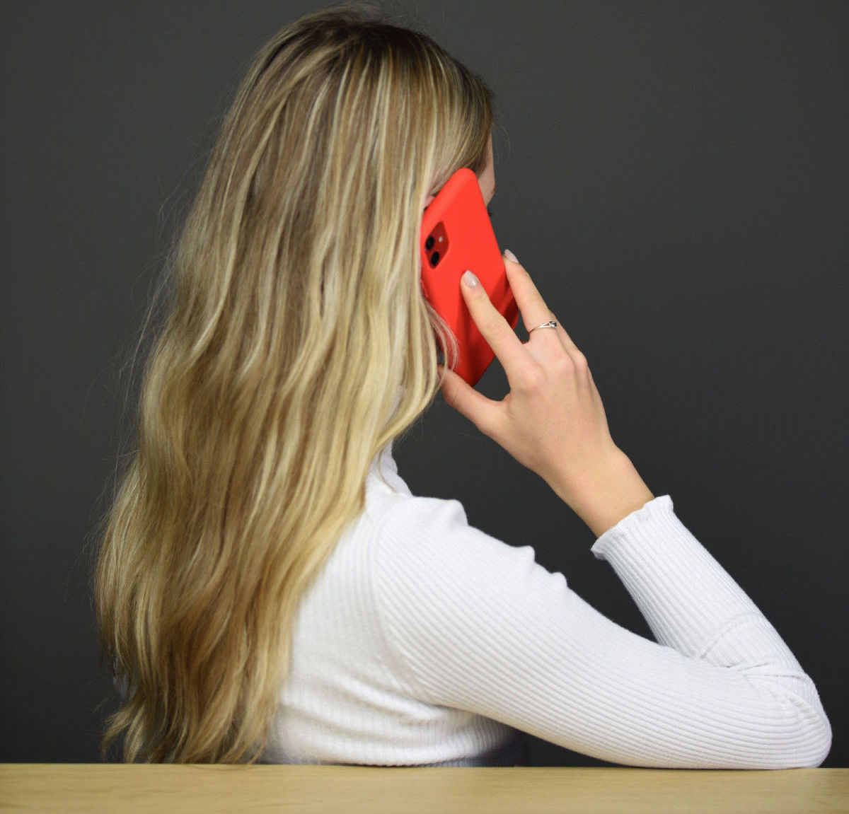 Apple iPhone 14 Pro Hoesje Siliconen Back Cover Rood afbeelding 8