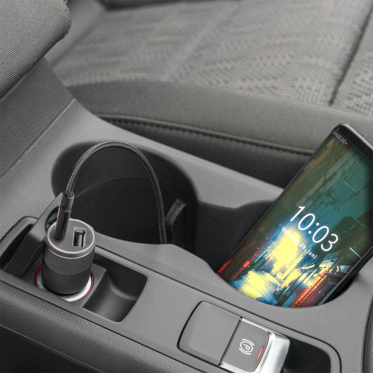 4smarts 27W Fast Charge Autolader met USB-C naar Lightning Kabel 1M afbeelding 3
