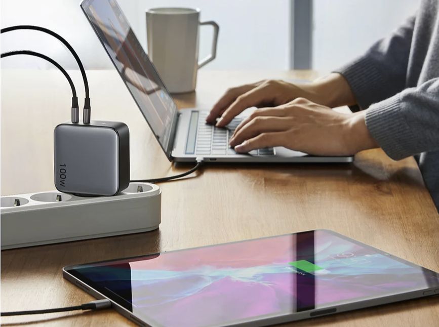 UGREEN Dubbele USB-C GaN Fast Charge Adapter 100W Grijs afbeelding 5