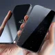 ESR iPhone 14 Pro Max Privacy Screen Protector Tempered Glass (2-Pack) afbeelding 5