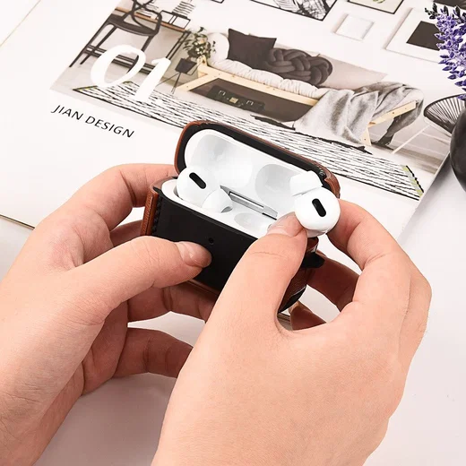 Airpods Pro 1/2 Kunstlederen Schokbestendig Hoesje Zwart/Groen afbeelding 3