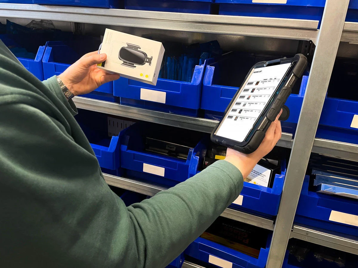 Samsung Galaxy Tab S10+ / S9+ / S9 FE+ Hoes met Screenprotector & Handriem Zwart afbeelding 10