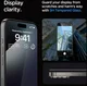 Spigen EZ Fit GLAS.tR iPhone 15 Pro Screen Protector Zwart (2-Pack) afbeelding 8