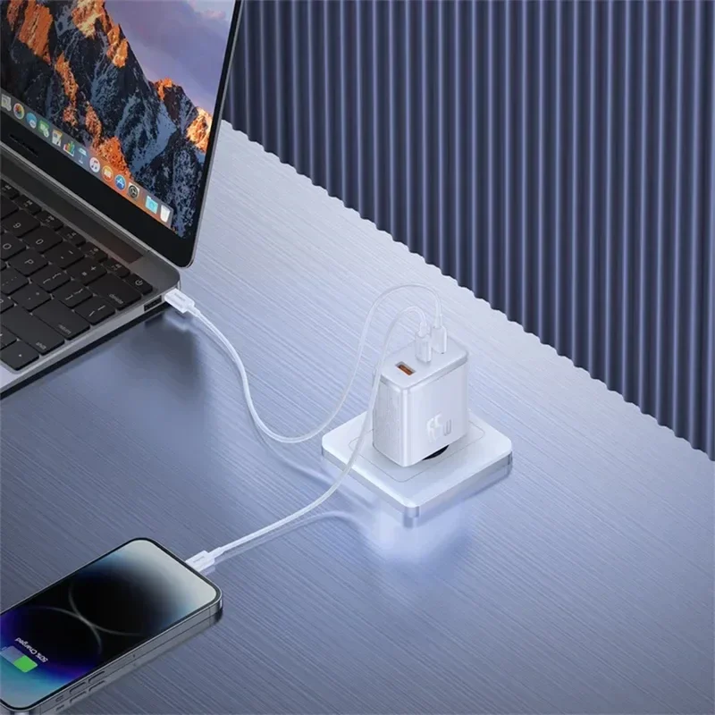 Baseus Cube Pro Trio Power Adapter 2x USB-C / USB-A 65W Wit afbeelding 4
