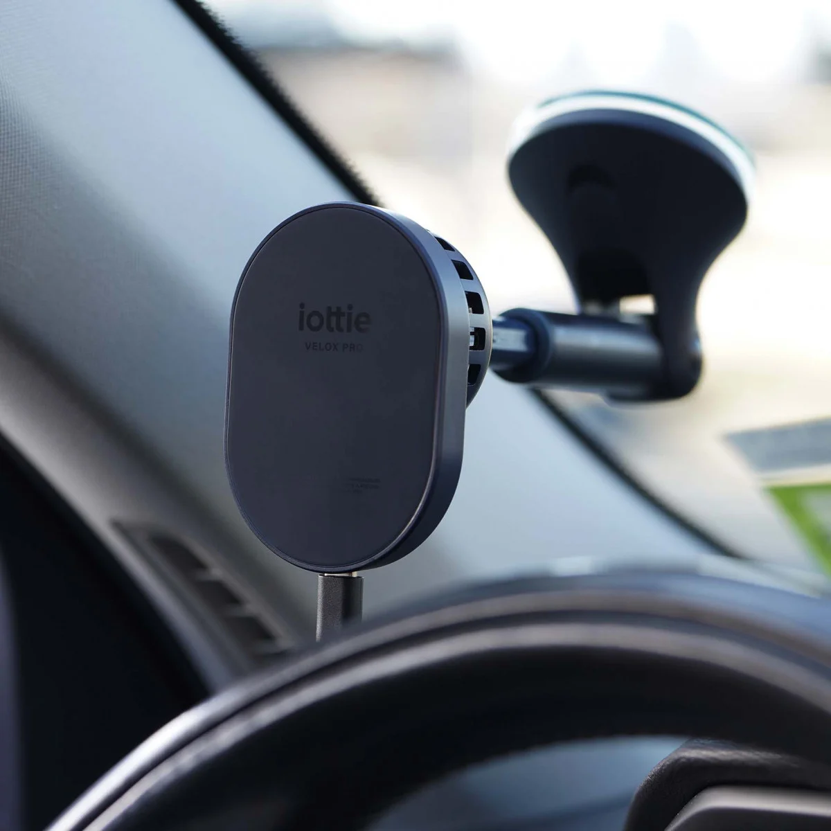 iOttie Velox Pro MagSafe Autohouder Raam/Dashboard CryoFlow Cooling Zwart afbeelding 2
