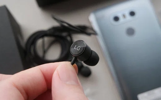 LG Quadbeat 3 In-Ear Headset Zwart afbeelding 2
