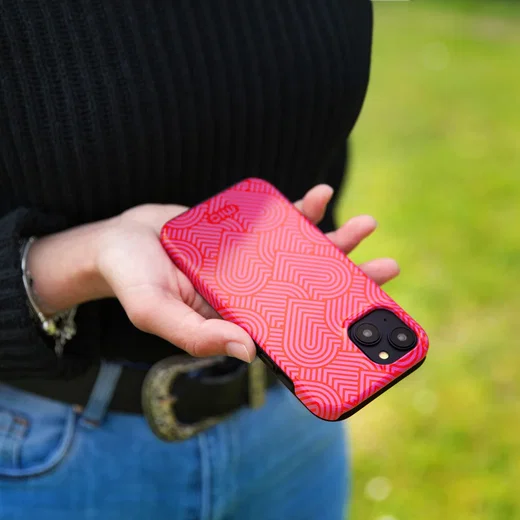 MIO MagSafe Apple iPhone 15 / 14 / 13 Hoesje Back Cover Wild Hearts afbeelding 8