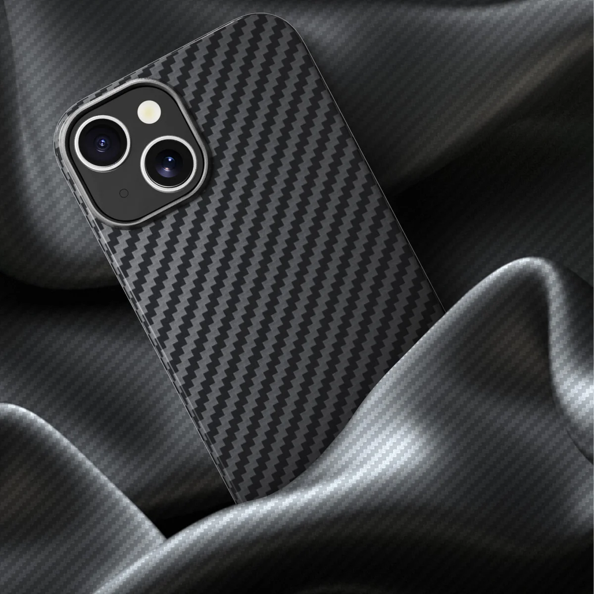 NEKIT Fiber Apple iPhone 15 Hoesje MagSafe Kevlar Back Cover Dun Zwart afbeelding 9