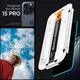 Spigen EZ Fit GLAS.tR Apple iPhone 15 Pro Privacy Glass 1-Pack afbeelding 8
