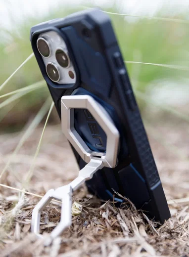 UAG Magnetic Ring Stand MagSafe Standaard en Houder voor Telefoons Titanium afbeelding 6
