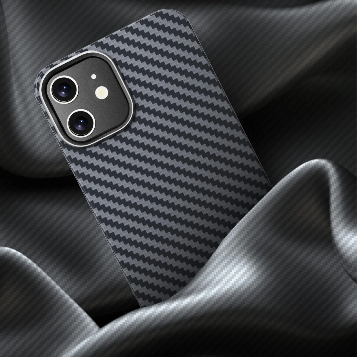 NEKIT Fiber Apple iPhone 12 / 12 Pro Hoesje MagSafe Kevlar Back Cover Dun Zwart afbeelding 11