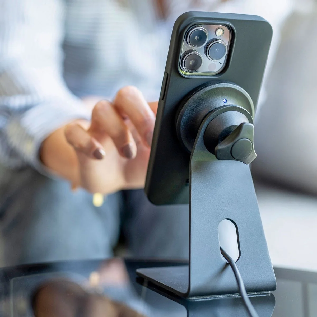 SP Connect Charging Office Stand SPC+ - 15W MagSafe Bureauhouder SPC+ Hoesjes afbeelding 4