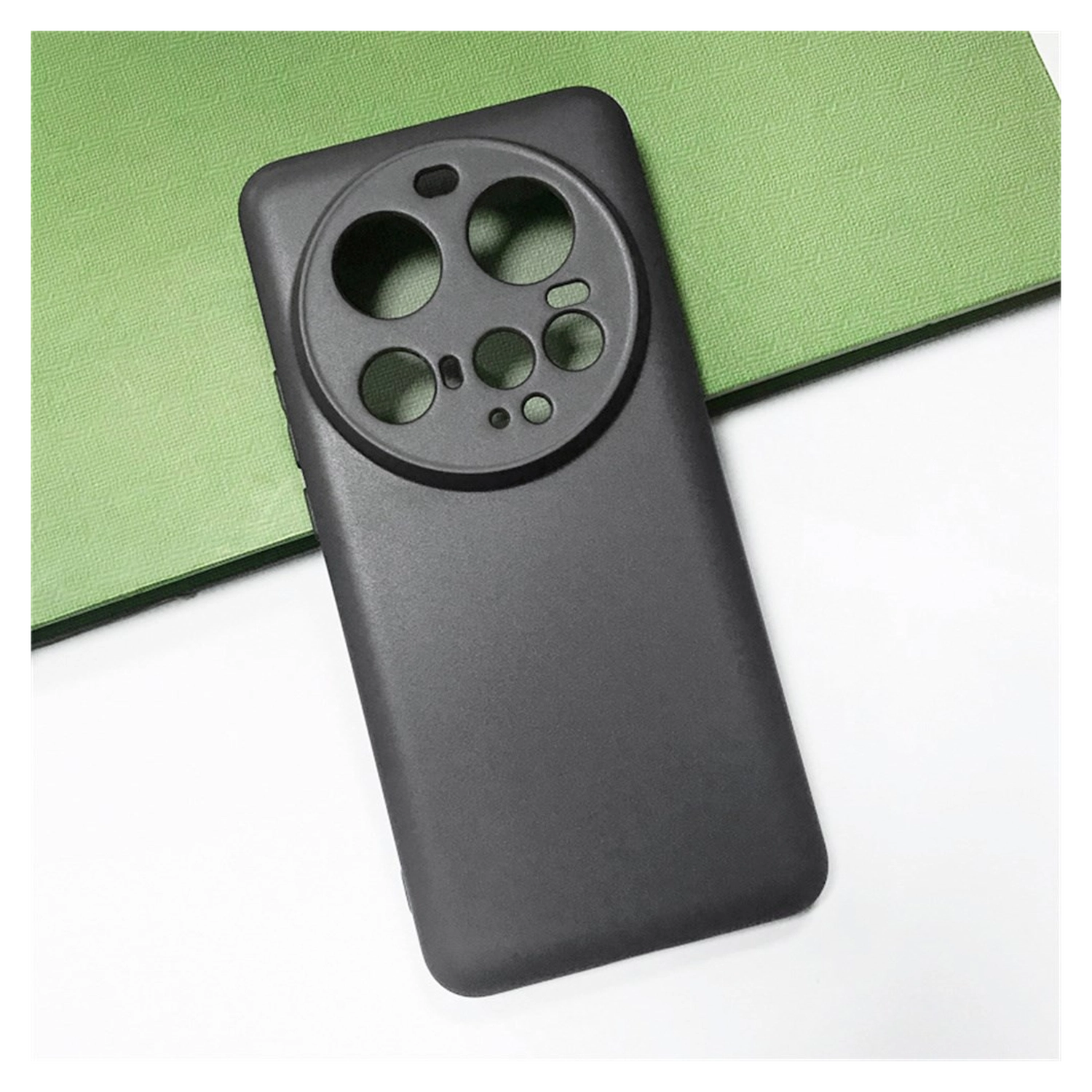 Xiaomi 15 Ultra Hoesje Dun TPU Back Cover Matte Zwart afbeelding 4