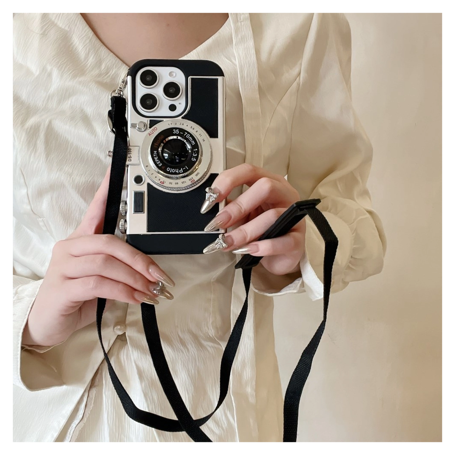 iPhone 16 Pro Max Hoesje Vintage Retro Camera Back Cover met Koord Zwart afbeelding 2