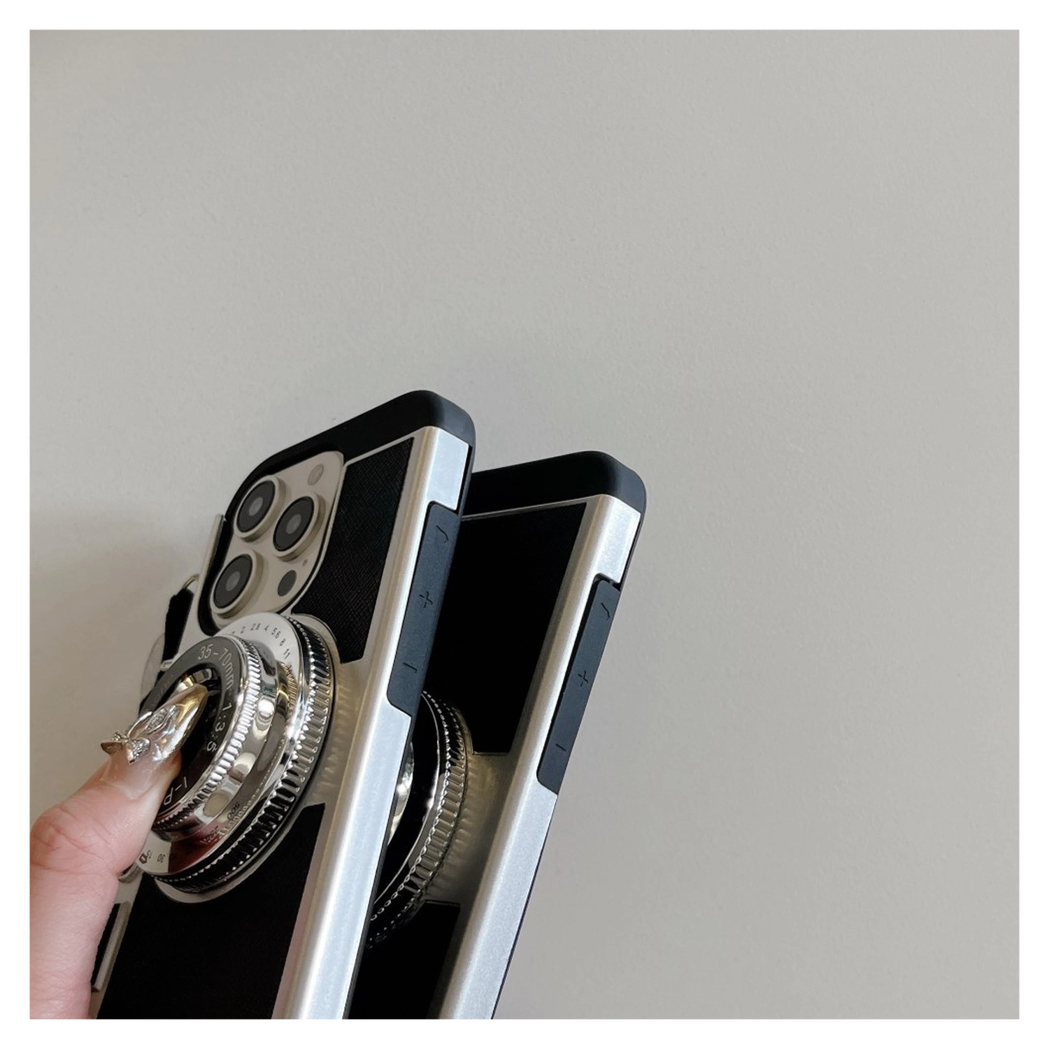 iPhone 15 Pro Hoesje Vintage Retro Camera Back Cover met Koord Zwart afbeelding 10