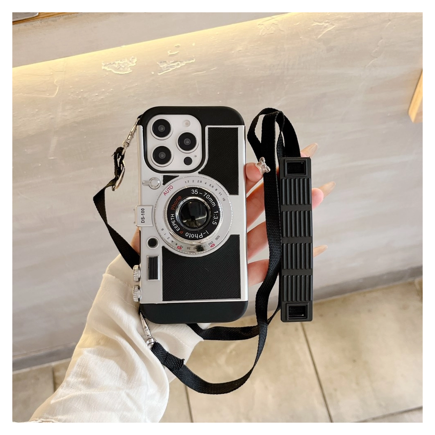 iPhone 15 Pro Hoesje Vintage Retro Camera Back Cover met Koord Zwart afbeelding 6