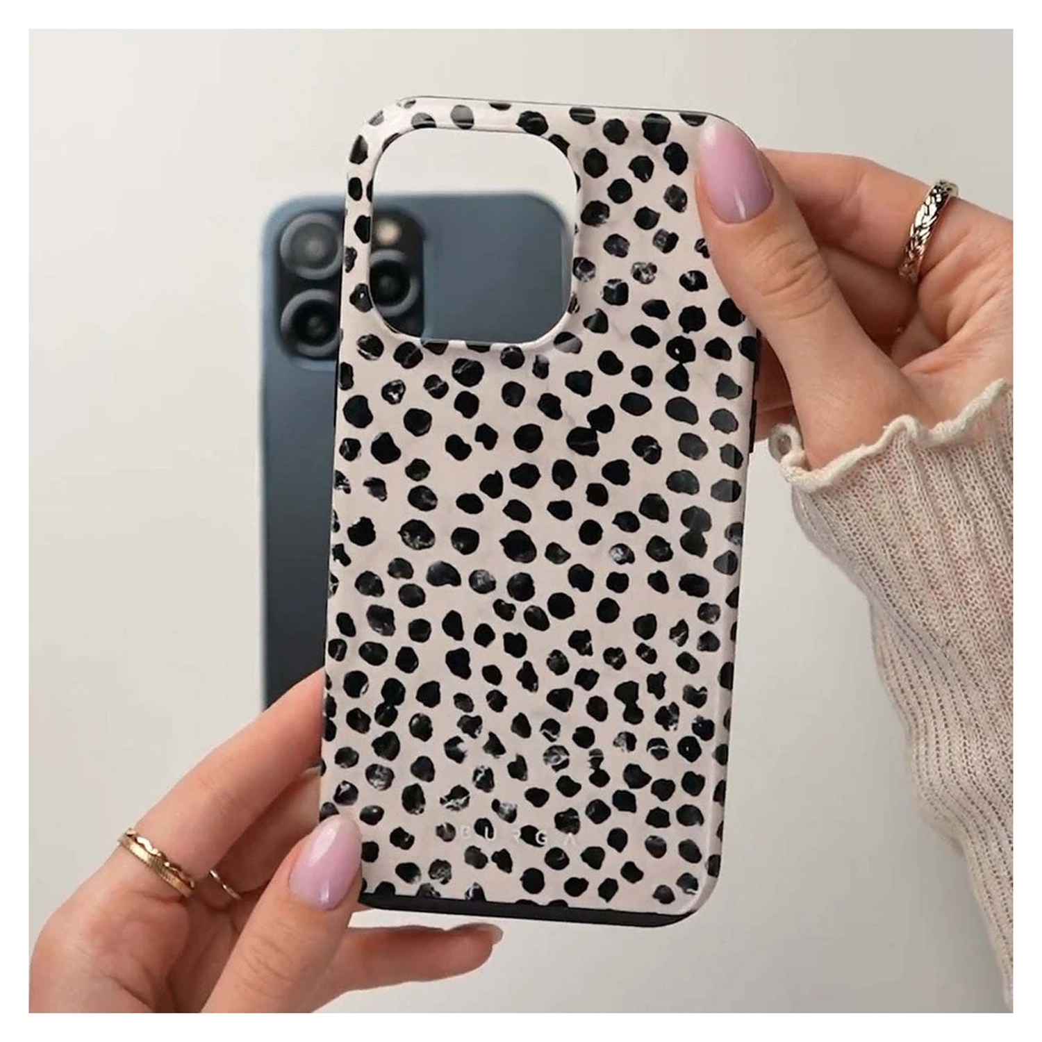 Burga Tough MagSafe Apple iPhone 17 Pro Max Hoesje Back Cover Almond Latte afbeelding 5