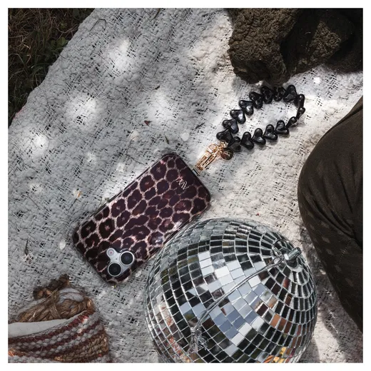 AVY Apple iPhone 17 Pro Max MagSafe Hoesje met Koord 30CM Panther Hearts afbeelding 5