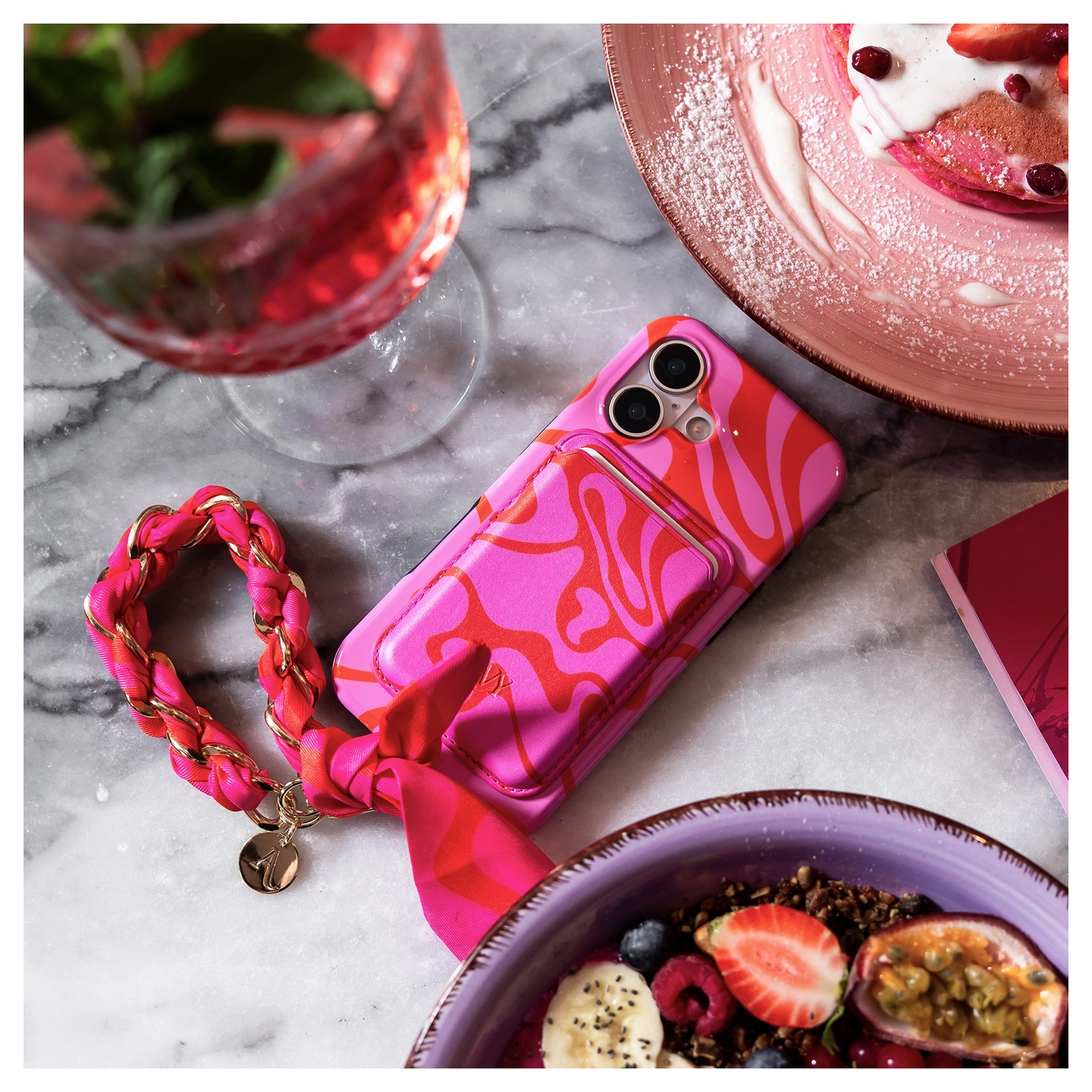 AVY Apple iPhone 17 Pro Max MagSafe Hoesje met Koord 32CM Rosé Twist afbeelding 4