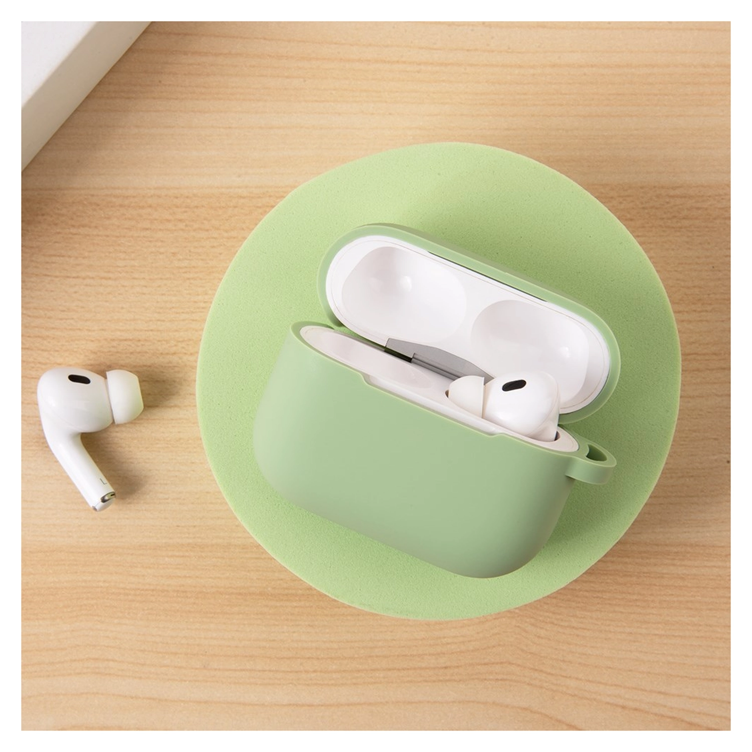 Apple AirPods Pro 3 Hoesje Dun Siliconen Case Khaki afbeelding 2