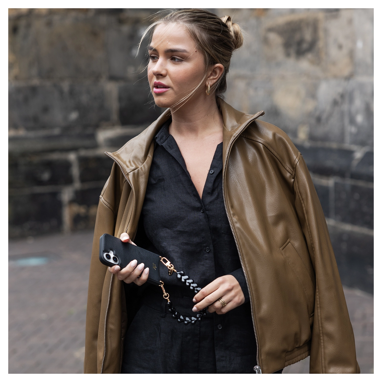 AVY Apple iPhone 17 Pro Max - Essential Kit - Zwart - Cupid Black afbeelding 2