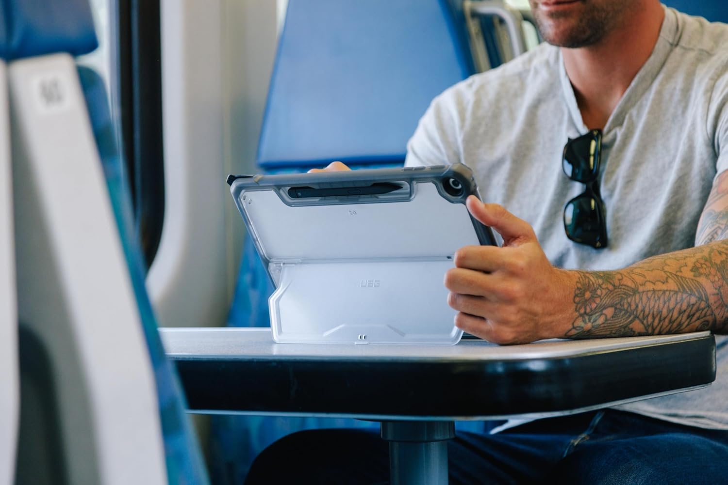 UAG Microsoft Surface Pro 1st Edition 12 inch hoes- Standaard en Penhouder Grijs afbeelding 3
