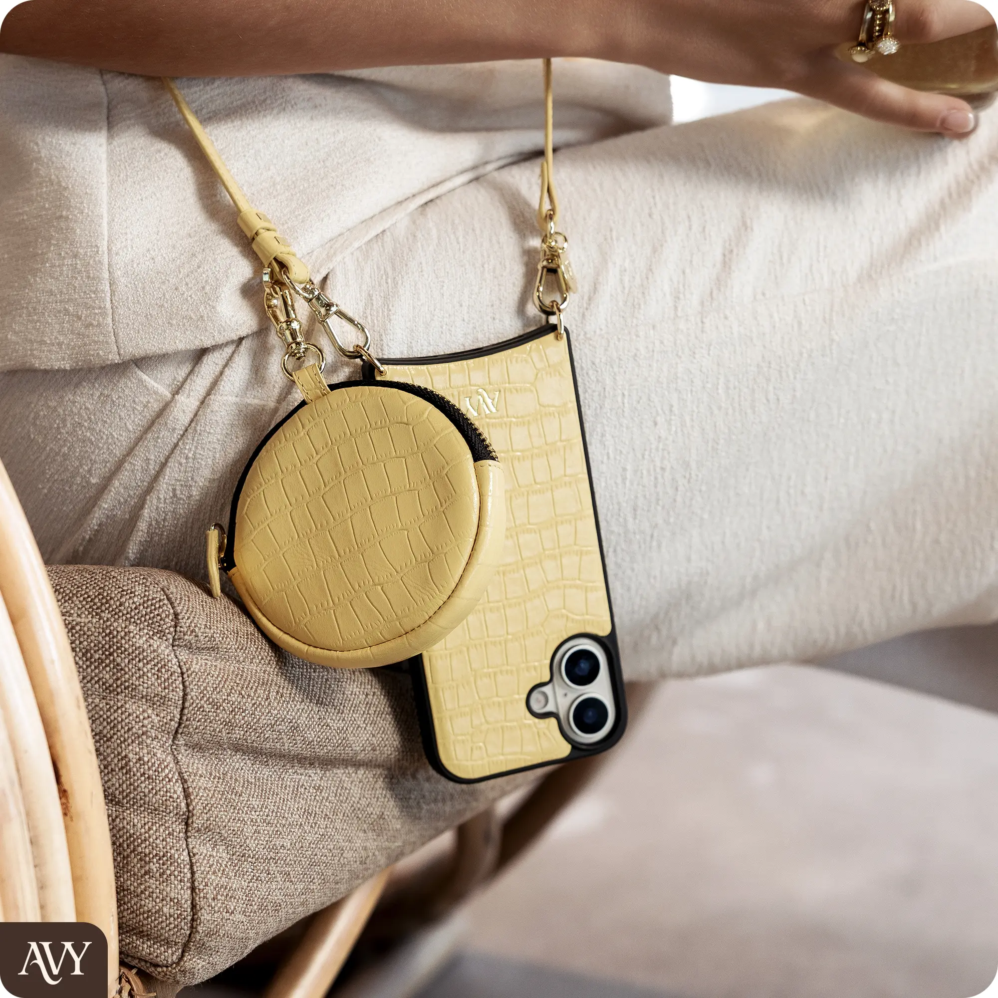 AVY Mini Telefoontasje / Phone Bag Pouch met Rits en Haakje Leer Croco Geel afbeelding 3