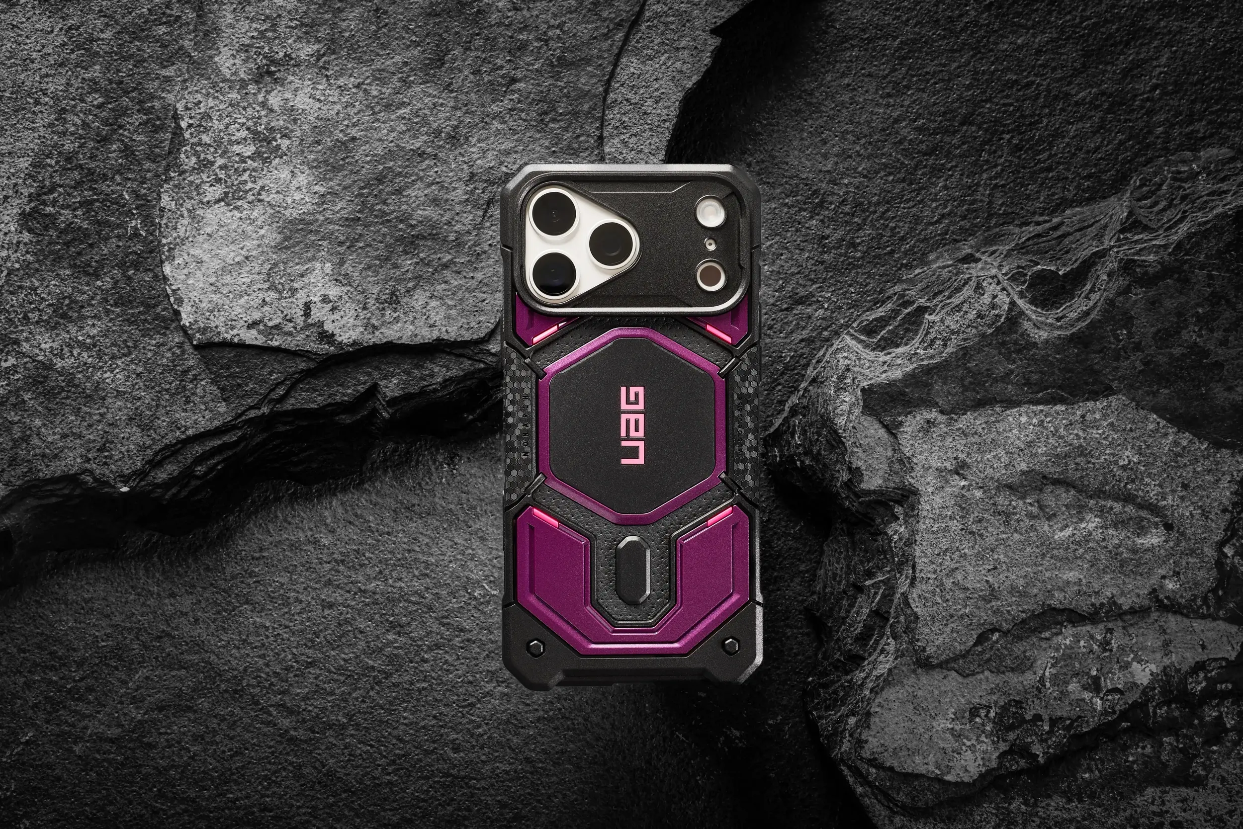 UAG Monarch Pro Apple iPhone 18 Pro / 17 Pro Hoesje MagSafe Paars Zwart afbeelding 5