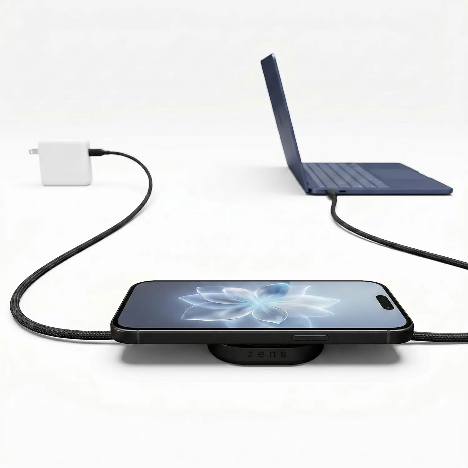 ZENS Pro 2 USB-C naar USB-C Kabel 140W met Draadloze Qi2 15W Oplader 1,5M Zwart afbeelding 3