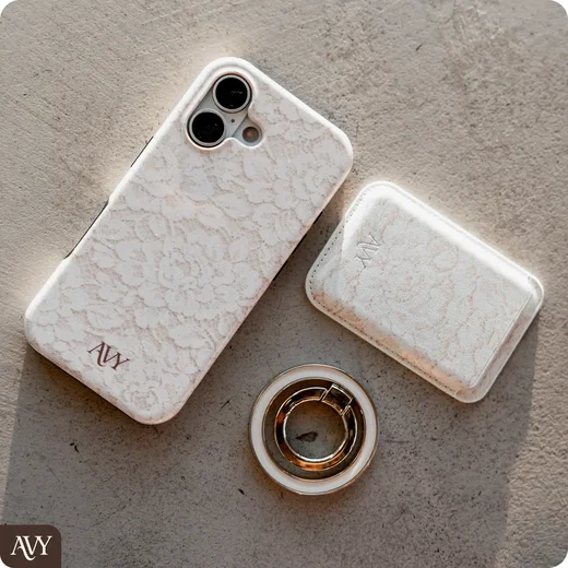 AVY Apple iPhone 16 MagSafe Hoesje met Koord (32CM) Vintage Lace afbeelding 4