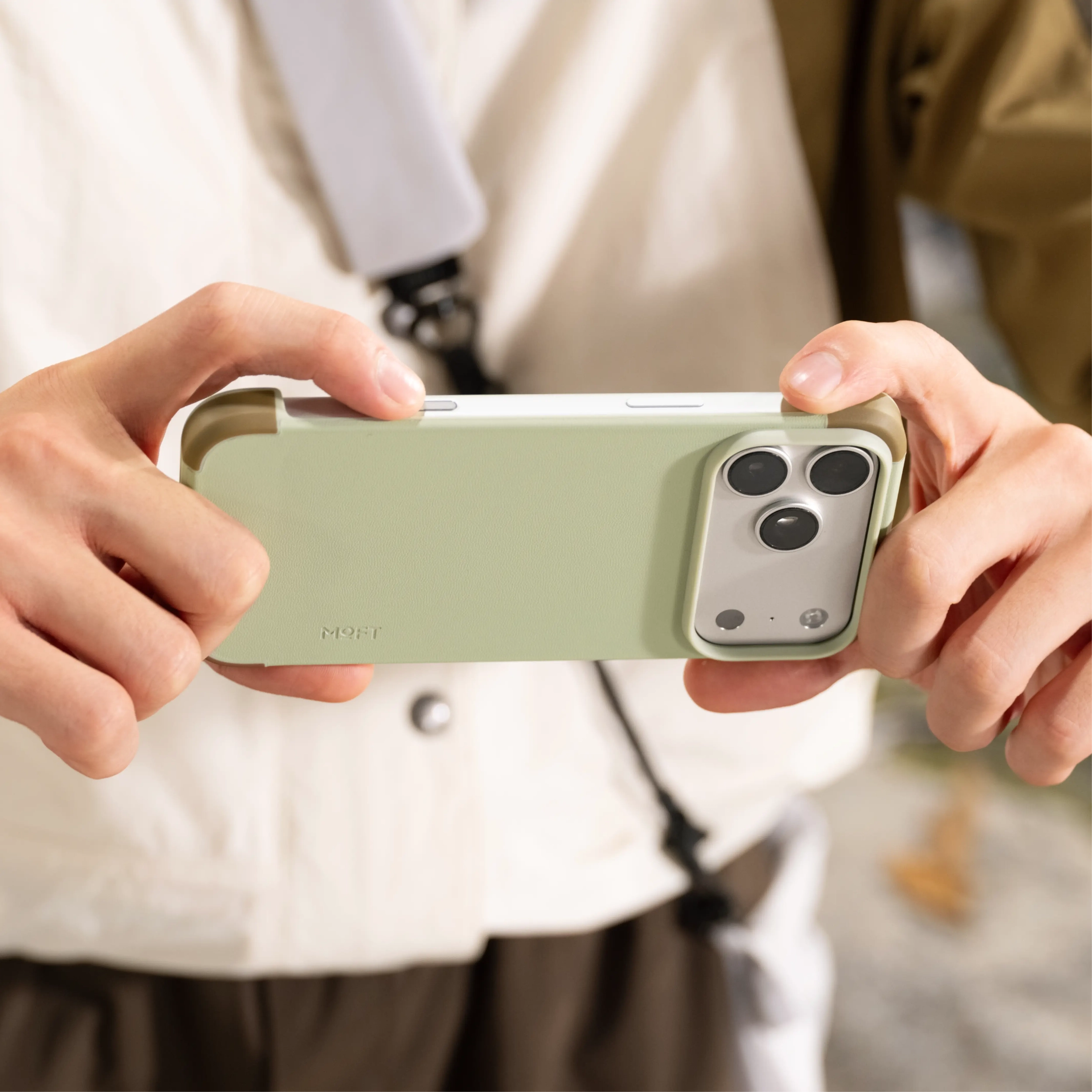MOFT MOVAS Frame iPhone 18 Pro Max Hoesje MagSafe Back Cover Ultra Dun Groen afbeelding 4