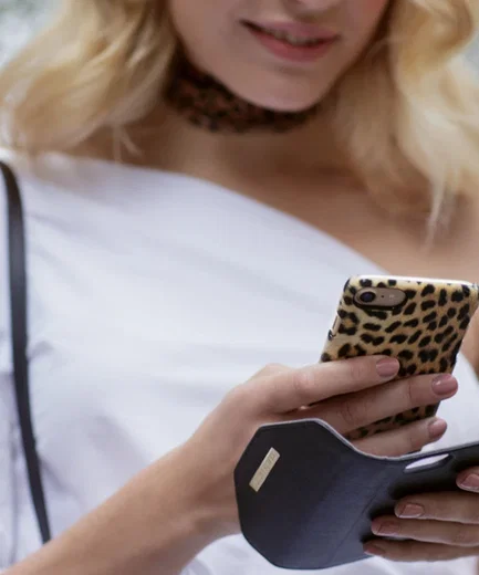 iDeal of Sweden iPhone SE 2020 Fashion Hoesje Wild Leopard afbeelding 6