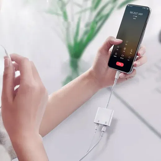 Witte Universele USB-C naar USB-C + Audio Jack Adapter 60W afbeelding 7