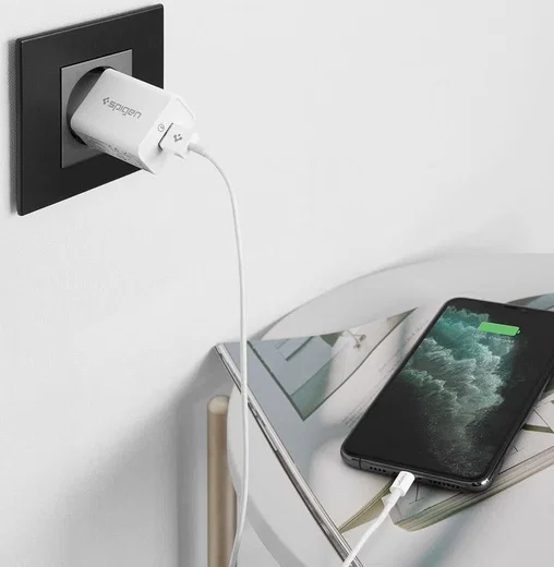 Spigen Essential F111 Quick Charge 3.0 18W USB Lader 2.4A Wit afbeelding 7