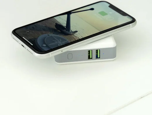 4smarts Powerbank 5.200 mAh met Draadloze Oplader en Reislader Set Wit afbeelding 14