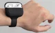 4Smarts AirPods Pro Siliconen Armband Zwart afbeelding 2