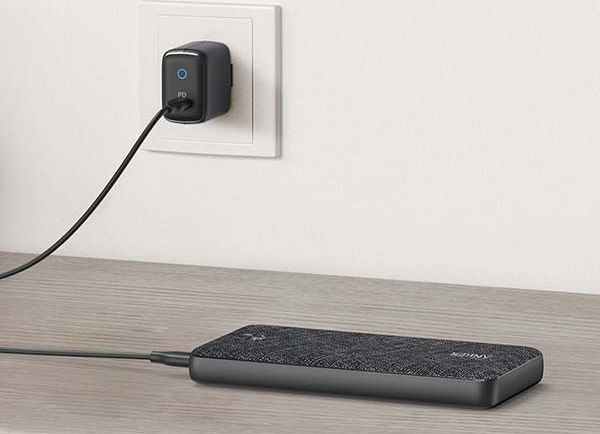Anker PowerCore Sense 10.000 mAh Powerbank met Fast Charge Zwart afbeelding 11