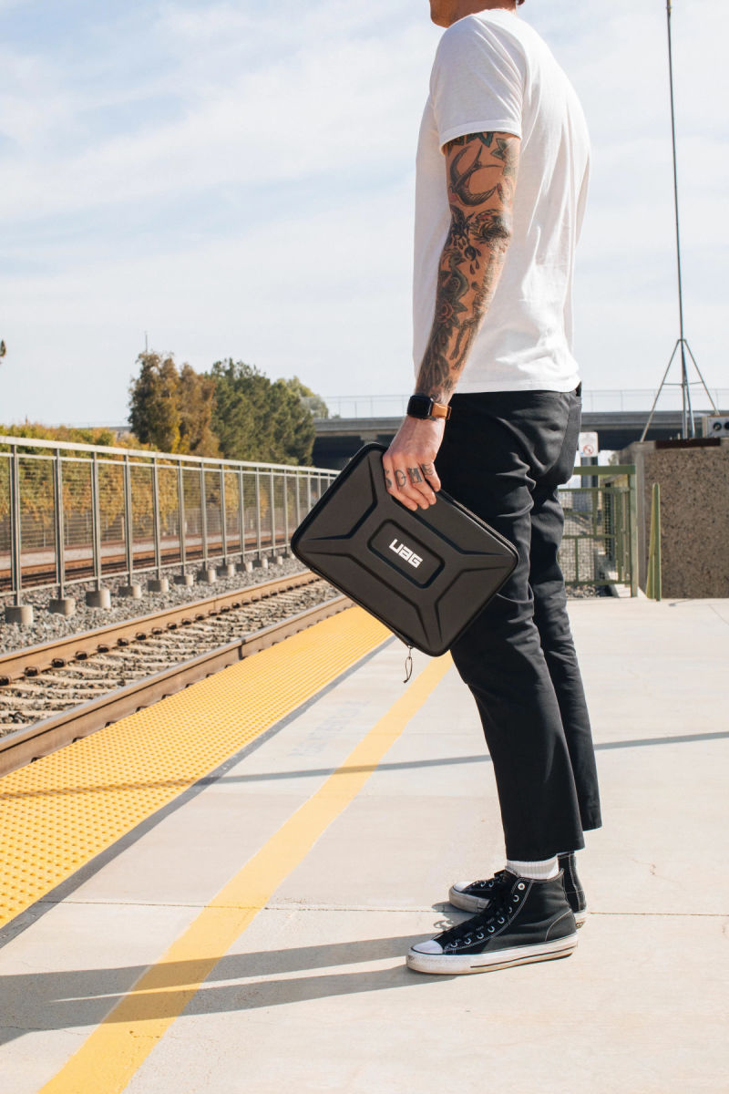Urban Armor Gear Medium Sleeve Voor 12,9 Inch Laptops/Tablets Zwart afbeelding 10