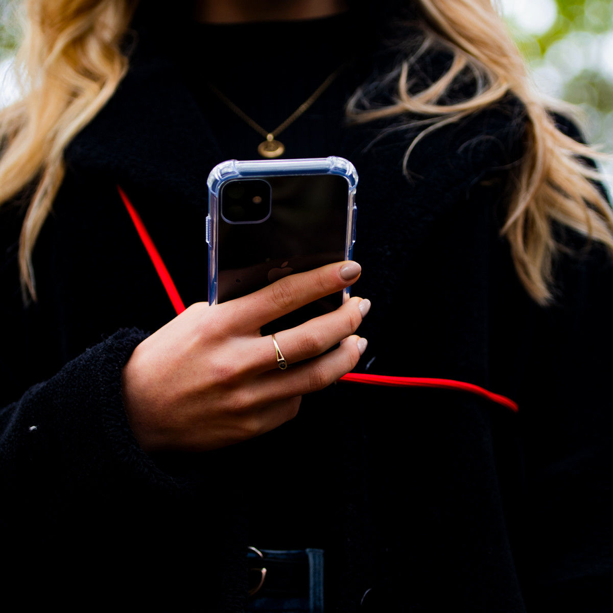 iPhone SE (2020/2022) / 8 / 7 Hoesje Back Cover met Koord Rood afbeelding 6