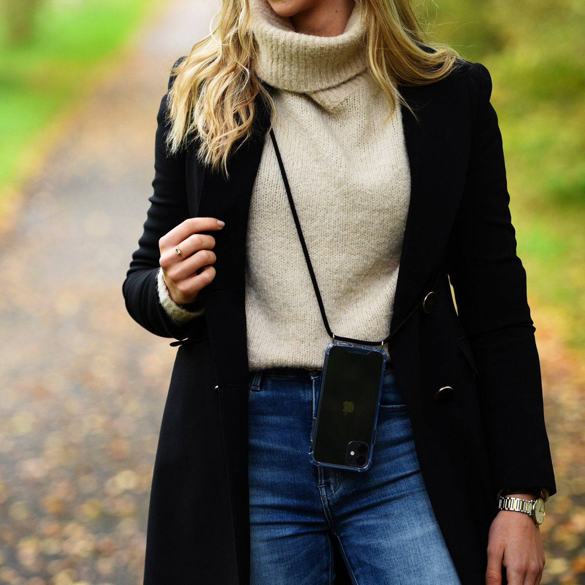 Apple iPhone 11 Hoesje Transparante Back Cover met Zwart Koord afbeelding 9